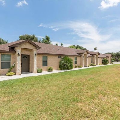 317 N Bentsen Palm Dr, Palmview, TX 78572