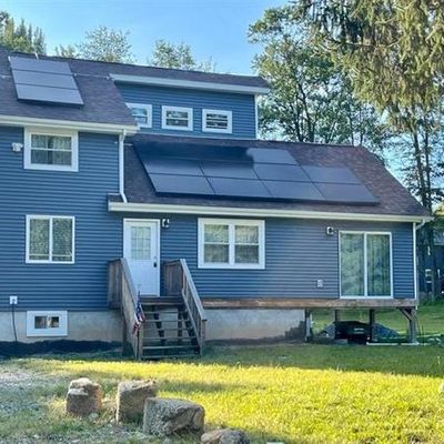 318 Centennial Trl, Long Pond, PA 18334