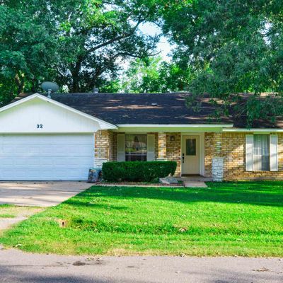 32 E Harding Cir, Orange, TX 77630