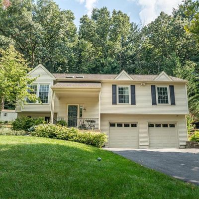 32 Sheffield Ln, West Chester, PA 19380