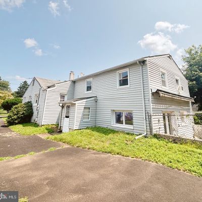 32 Westfield Rd, Feasterville Trevose, PA 19053