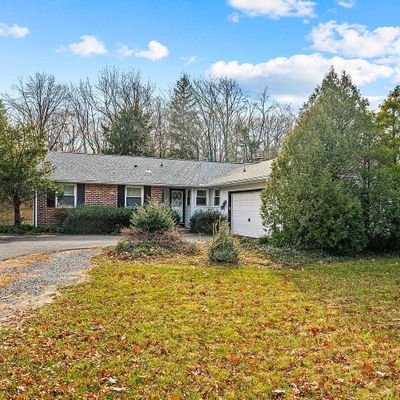 32 Wagon Bridge Run, Moorestown, NJ 08057