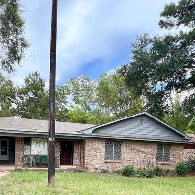 3204 Palestine, Tyler, TX 75702