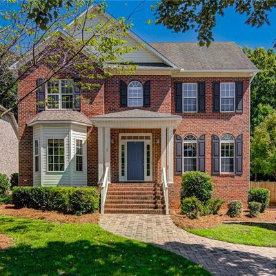 3205 Cross Tree Rd, Winston Salem, NC 27106