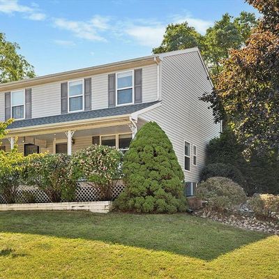 390 Donofrio Dr, Downingtown, PA 19335