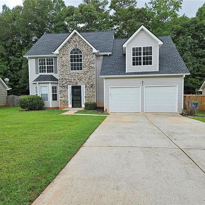 390 Pecan Wood Cir, Fairburn, GA 30213