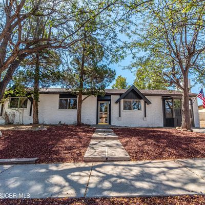 3905 Holiday Drive, Farmington, NM 87401