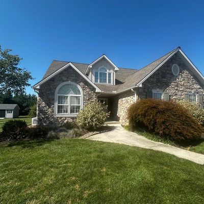 393 Alison Ave, Mechanicsburg, PA 17055