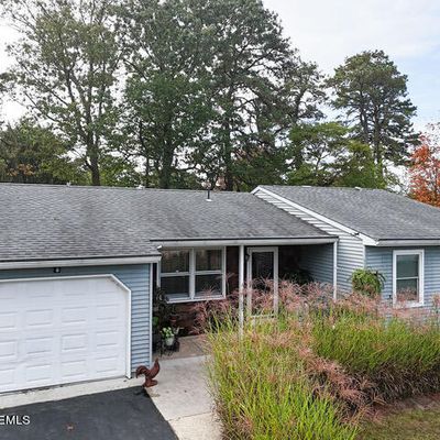 4 Berry Hill Road, Whiting, NJ 08759