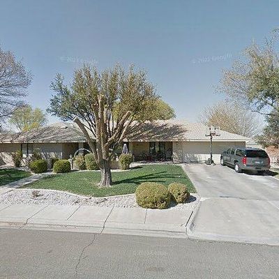 4 Stephens Cir, Roswell, NM 88201