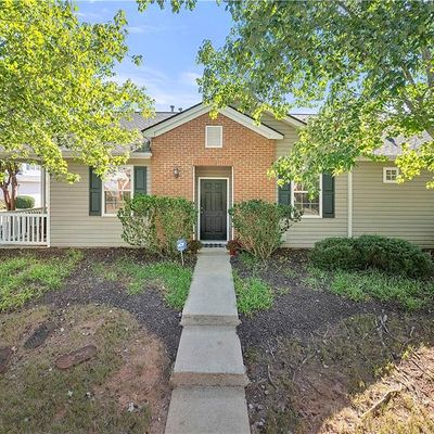 404 W Oaks Trl, Woodstock, GA 30188