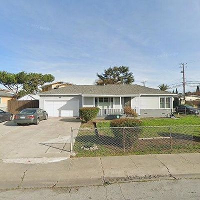 404 Wisteria Dr, East Palo Alto, CA 94303