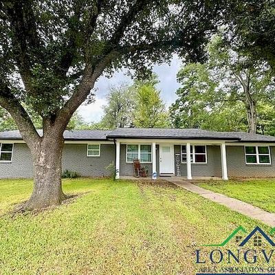 405 S Pecan St, White Oak, TX 75693