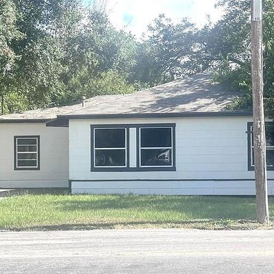 406 N Wharton Street, El Campo, TX 77437