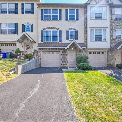 410 Carriage Ln, Red Lion, PA 17356