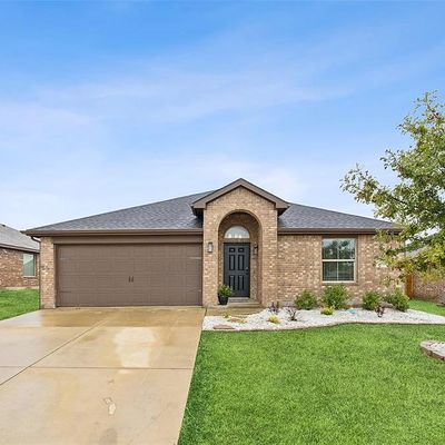 410 Saratoga Drive, Ponder, TX 76259