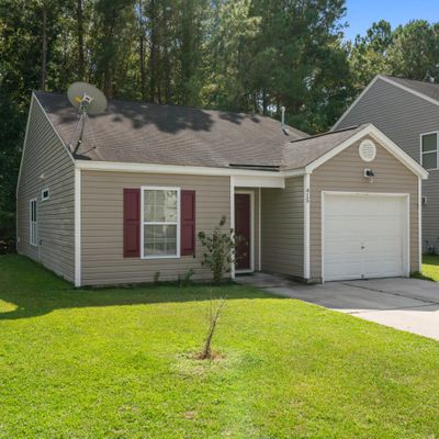 415 Savannah River Dr, Summerville, SC 29485