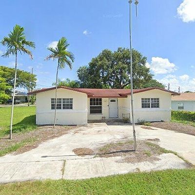 417 Old Griffin Rd, Dania, FL 33004