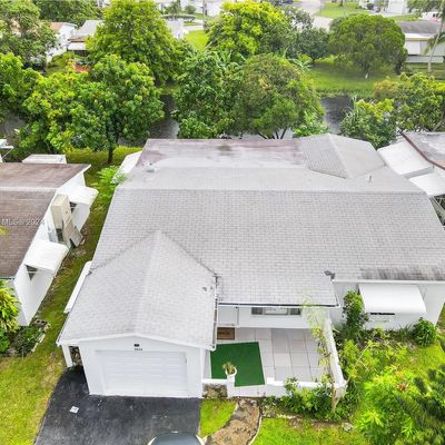 4216 Nw 52 Nd Ave, Lauderdale Lakes, FL 33319