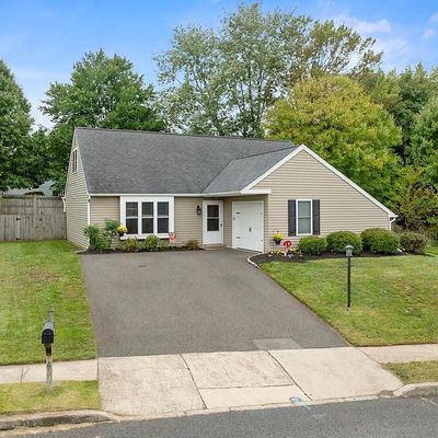 422 Sawyer Dr, Harleysville, PA 19438