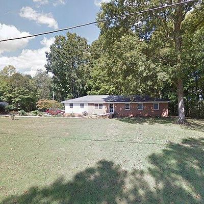 360 Country Ln, Mocksville, NC 27028