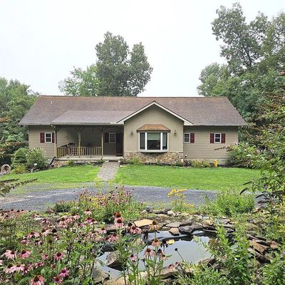 360 Farmall Rd, Grantville, PA 17028