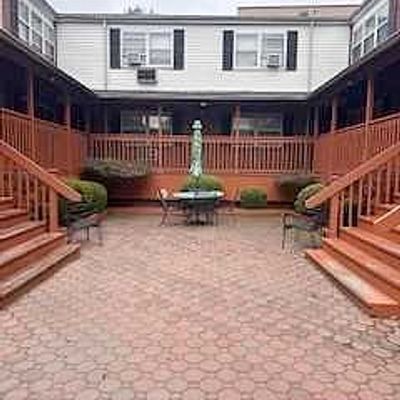 3600 Charles Ct, North Bergen, NJ 07047