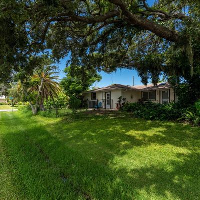 3621 Roslyn Rd, Venice, FL 34293