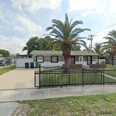 3640 Nw 195 Th Ter, Miami Gardens, FL 33056