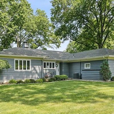 37 Oakland Ter, Fairfield, NJ 07004