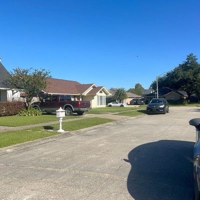 3714 Tara Dr, Destrehan, LA 70047