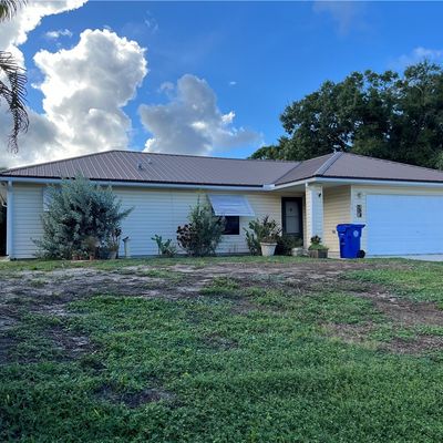 374 Benschop St, Sebastian, FL 32958