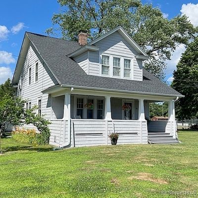 38 Wakeley St, Shelton, CT 06484