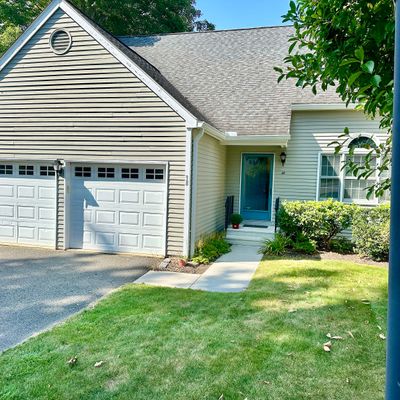 38 Woodbury Hl, Woodbury, CT 06798