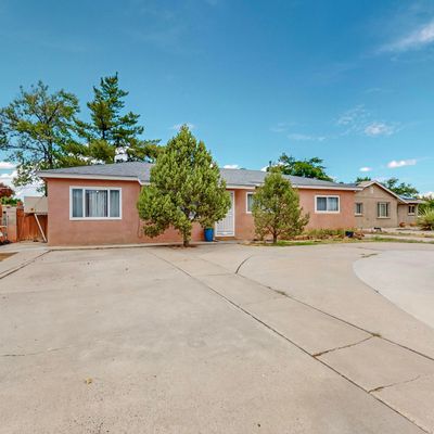 3815 Headingly Ave Ne, Albuquerque, NM 87110