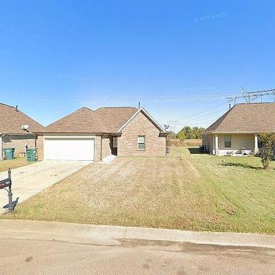 3864 Shae Pierce Dr, Southaven, MS 38671