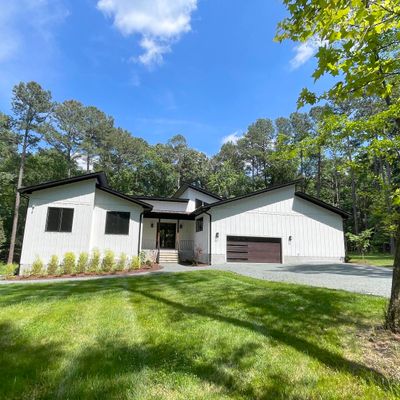 4628 Hibiscus Ln, Chapel Hill, NC 27516