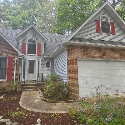 464 Deer Ln, Lusby, MD 20657