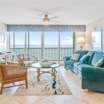 4651 Gulf Shore Boulevard N, Naples, FL 34103