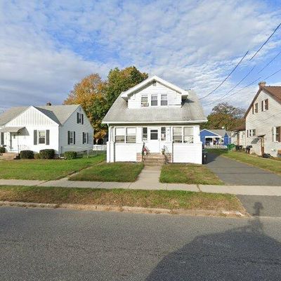 467 East St, Chicopee, MA 01020