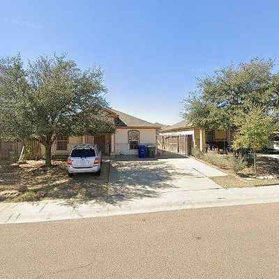 4758 Loma Vista Dr, Laredo, TX 78046