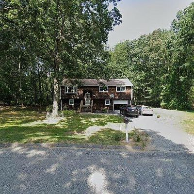 490 Geraldine Dr, Coventry, CT 06238