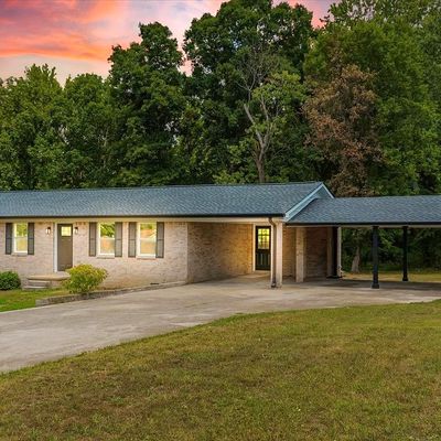 5 Johnson School Rd, Fayetteville, TN 37334