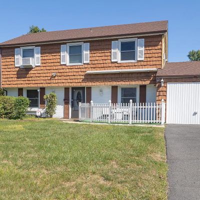 5 Midfield Ln, Willingboro, NJ 08046