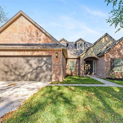 5 Seminole Court, West Columbia, TX 77486