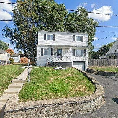 503 Arizona Dr, New Kensington, PA 15068