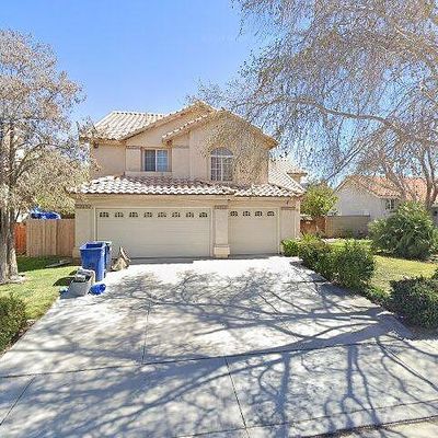 42450 Coronet Ct, Lancaster, CA 93536