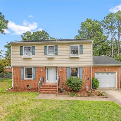 425 Longdale Crescent, Chesapeake, VA 23325