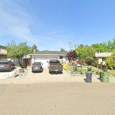 428 Sunset Dr, Galt, CA 95632