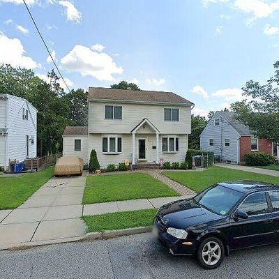 43 Ploch Rd, Clifton, NJ 07013